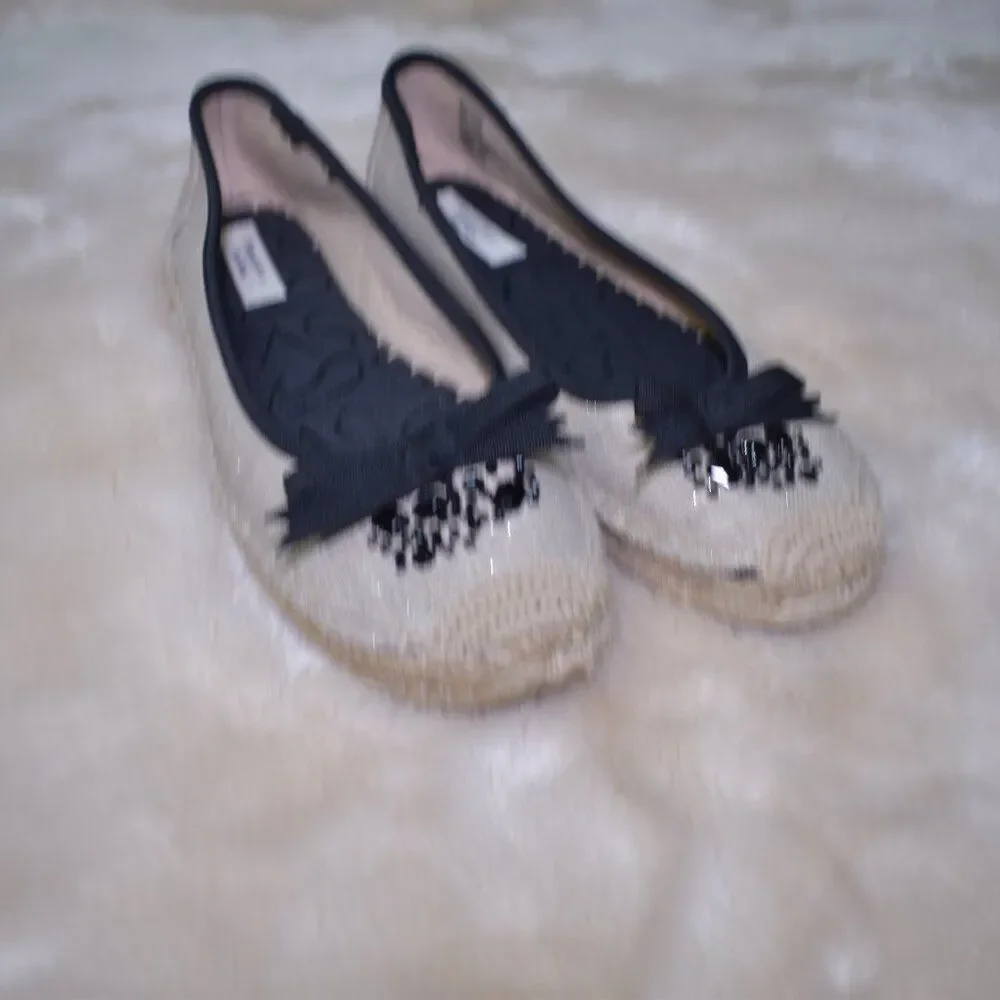 Simply Vera Wang Espadrilles Flats Beige Black Embellished Slip-On Size 7.5